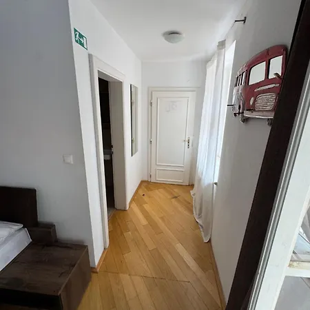 Ultimate Group Getaway - Three Of Everything! Appartement